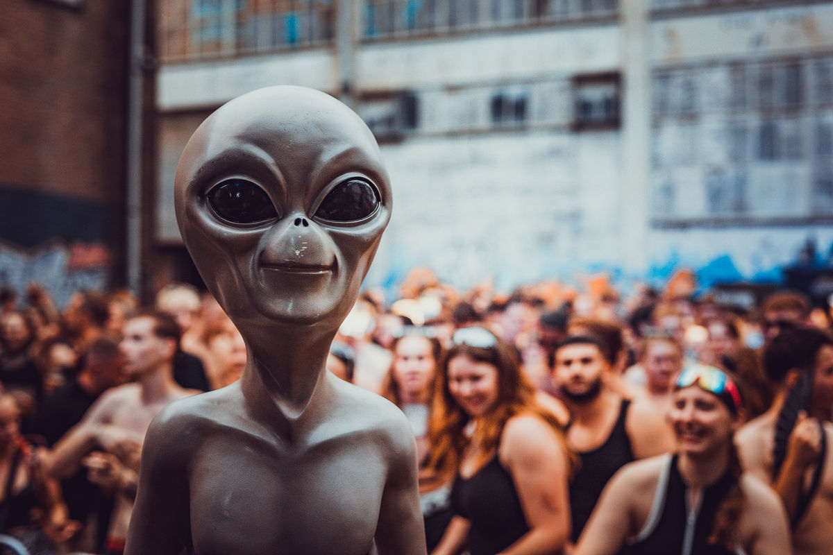 Loading... just a sec